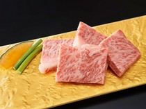 Cow specialty store Itamae Yakiniku Ichigyu Namba Higashi Shinsaibashi Branch_Specially selected loin