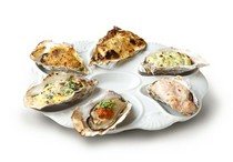 8TH SEA OYSTER Bar 涩谷Hikarie_各种烤生蚝拼盘