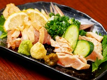 Ganso Kushi-shabu Matsutake Shinsaibashi Branch_Recommended dish: "Akadori Tataki"