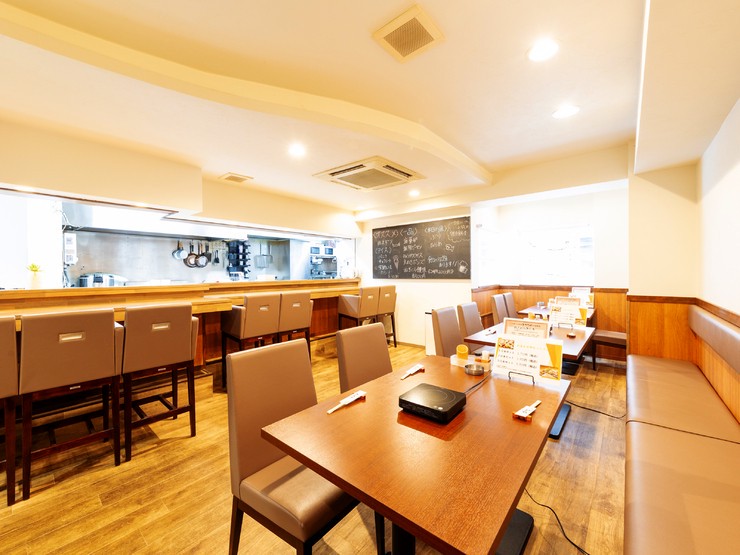 Ganso Kushi-shabu Matsutake Shinsaibashi Branch floor