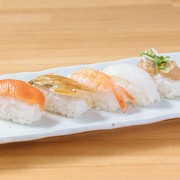 ซูชิรวม (5 ชิ้น)