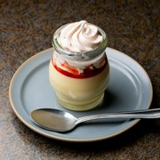 Strawberry mousse pudding