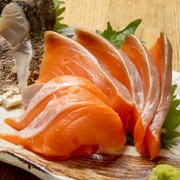  Salmon sashimi 