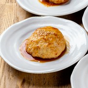  Chicken meatballs with sauce 