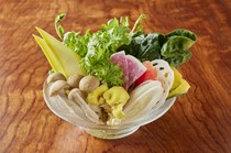 Kagurazaka Shabu-shabu Fuga_Gorgeous seasonal vegetables