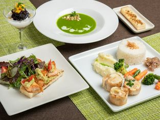 BALInese Restaurant Bunga Lotus