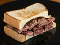 Teppan Yakiniku Okuno Hosomichi_Beef skirt steak sandwich