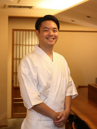 北新地 坐_河原 瑞树
