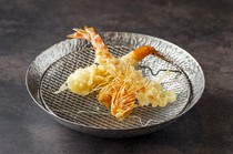  Omakase 8 items - Savor the finest tempura to the fullest. 