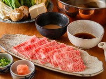 Ginza Seikoan NIIGATA GRAND  HOTEL_Enjoy the beautiful marbled texture and rich flavor of "Snow-muro Aged Wagyu Beef" in a variety of dishes.