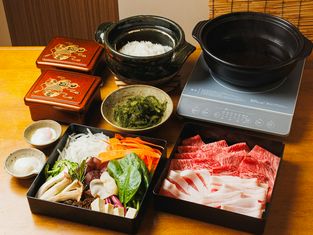 Aji Rakuden　　