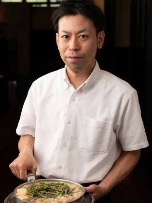 Hakata Motsunabe Yamanaka Akasaka Branch_Hiroki Uchima