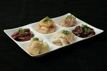  Assortment of 5 fresh offal dishes 