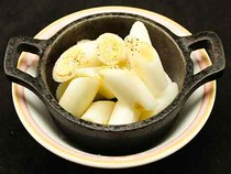  Grilled green onions 