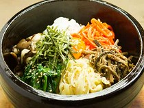  Stone-grilled bibimbap 