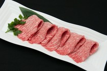 Omi Ushi Yakiniku Niku TATSU Aoyama Main Branch_Omi beef lean meat shabu-shabu