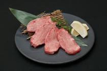 Omi Ushi Yakiniku Niku TATSU Aoyama Main Branch_Premium salted tongue