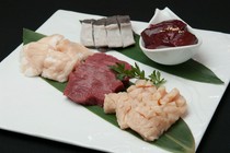 Omi Ushi Yakiniku Niku TATSU Aoyama Main Branch_Five kinds of horumon