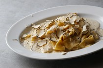 IL LUPINO PRIME TOKYO_A memorable delicacy: "Homemade Pappardelle with Truffle Cream Sauce"