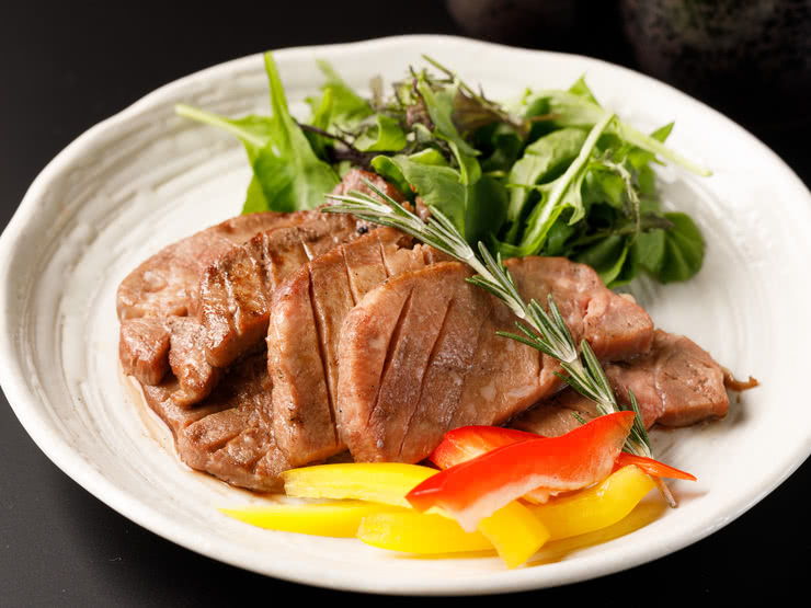 12.東北商店 上野站前店