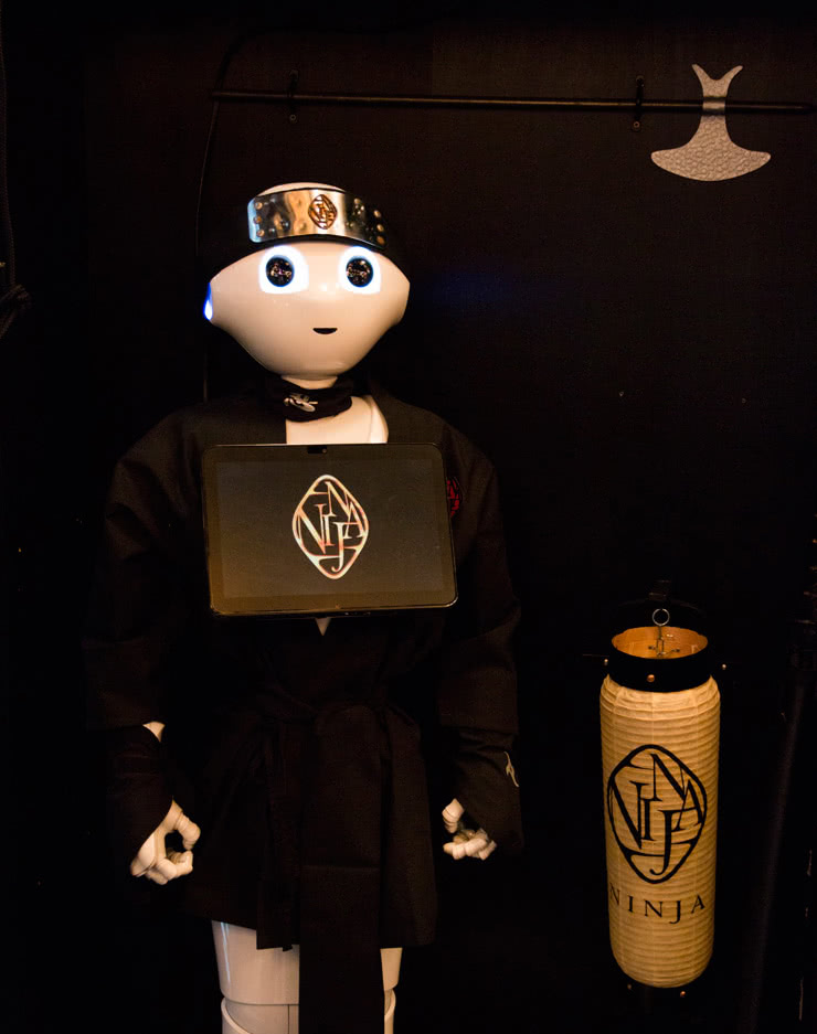 新宿站徒步5分鐘!嚐得到絕品和牛的忍者餐廳