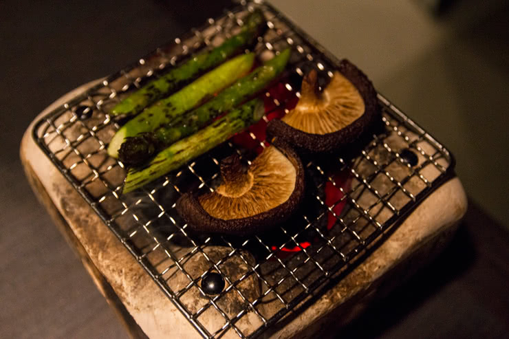 4.火鉢灼熱變化 銀鱈佐烤蔬菜