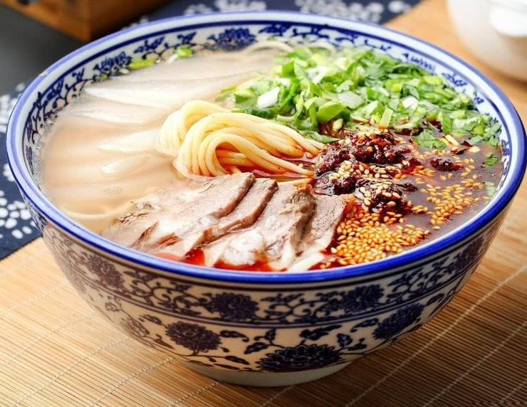 3.金味德牛肉拉麵(六本木)