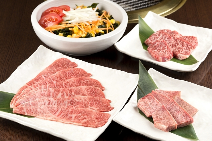 15. 烤肉工房 山五（成城学园前）