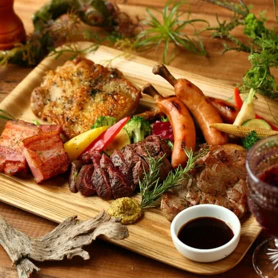 5.包廂＆起司和肉類酒吧～gift～　千葉站前店