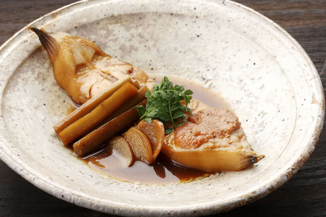 6. Karei no Nitsuke (Stewed Flounder)