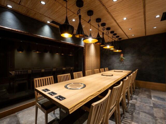 Gyumon Takumi floor