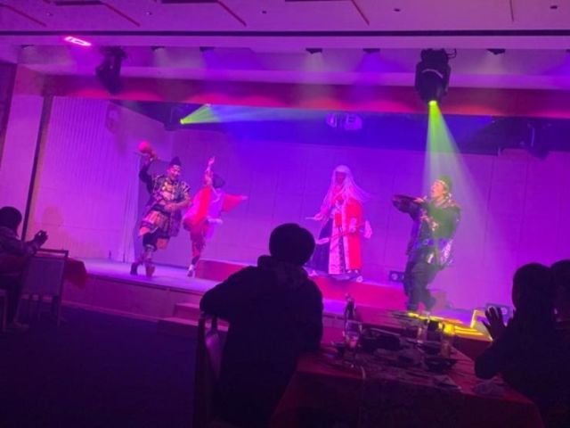 座SHOW ＆ 座笑 floor