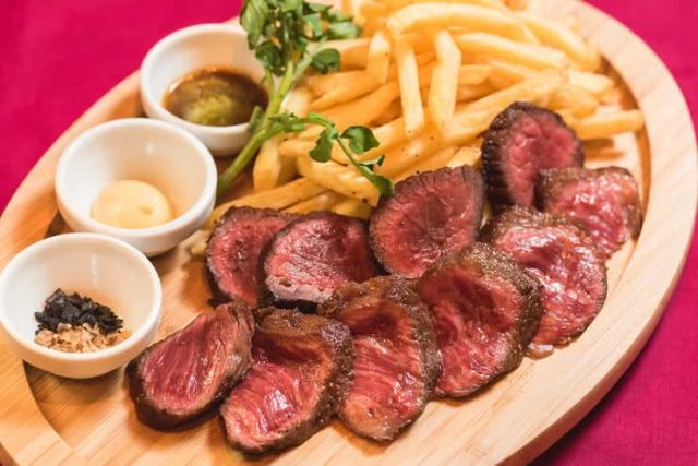 2. Bistro Baru De Salita