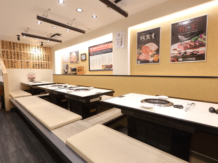 Cow specialty store Itamae Yakiniku Ichigyu Namba Dotonbori Branch floor