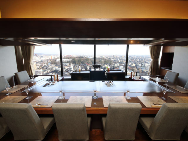 Teppanyaki Sakura floor