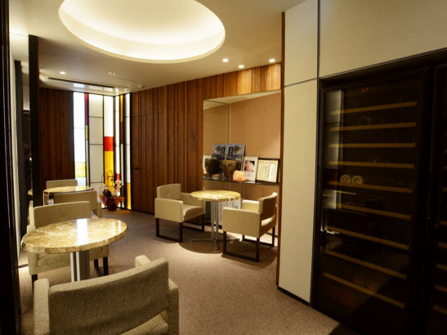     鐵板燒 銀座 ONODERA  floor