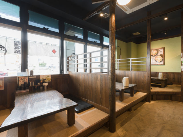 追風丸 読谷店 floor