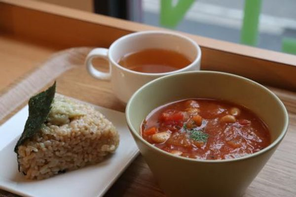 2. 玄米(GENMAI CAFE)