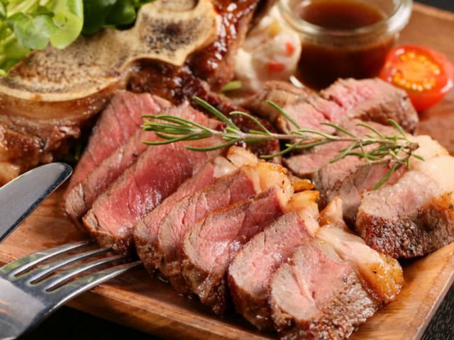 10.私人包廂×肉吧　BADEN BADEN　札幌站前店