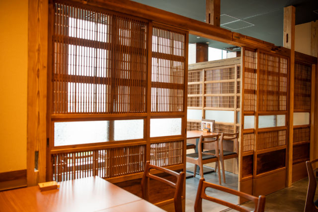 Ishiusubiki Soba Ishizuki AMU PLAZA HAKATA branch floor