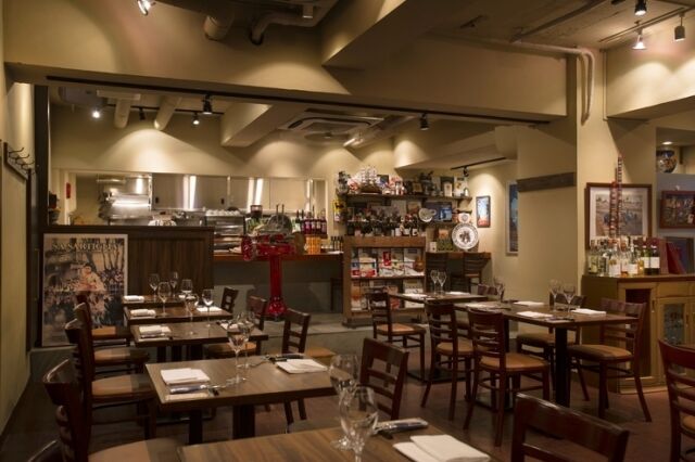 Trattoria BiCOLORE Yokohama floor