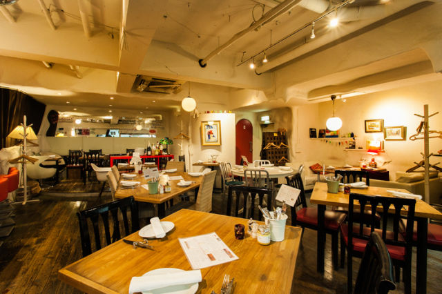 brasserie Artisan floor