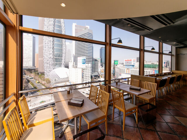 咖啡餐厅 Ｂrillant　Ｃafe floor