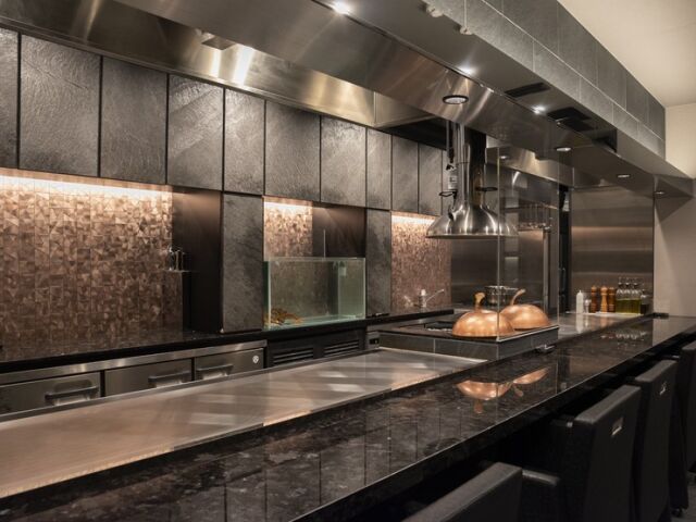 mahoroba 铁板 心斋桥 floor