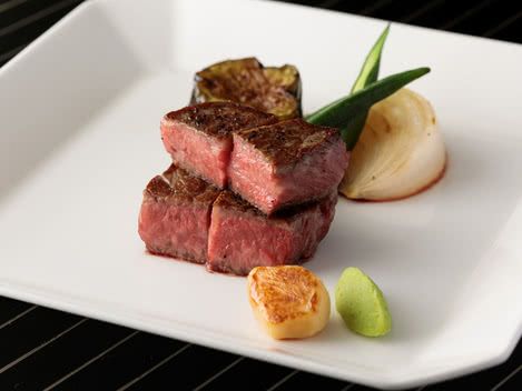 5. Teppanyaki Restaurant Oak