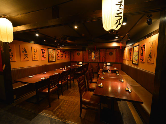 Hakata Motsunabe x Private Room Dining -TORIEMON- Shinjuku Nishiguchi Ekimae branch floor