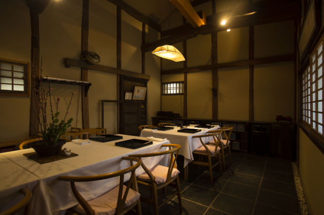 懐石料理 花O floor