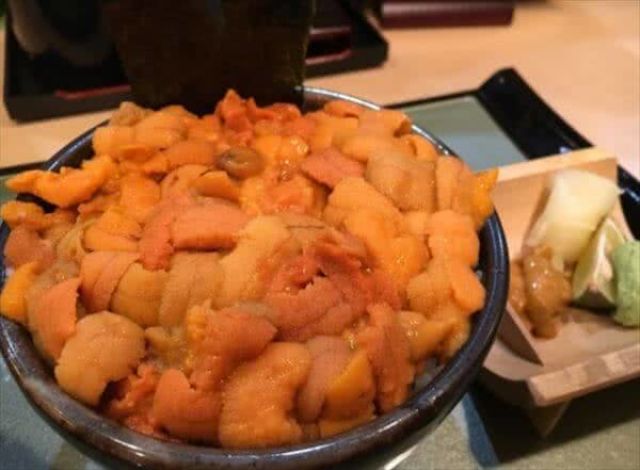 Try Them at Least Once! 25 Lunch Options in Tsukiji Market