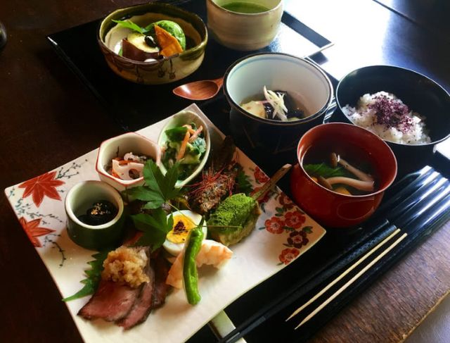 京都綾小路　満月之花