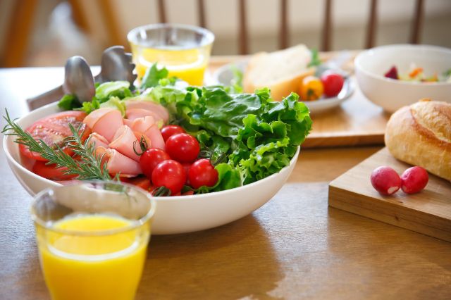 日式早餐食品：沙拉